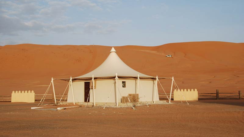 hôtel dans le désert à Oman tente