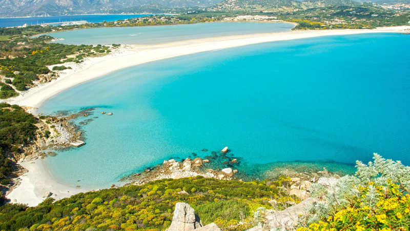 traversée-de-la-sardaigne-en-bateau.-villasimus