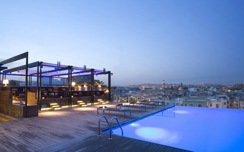 rooftops-de-barcelone-skybar