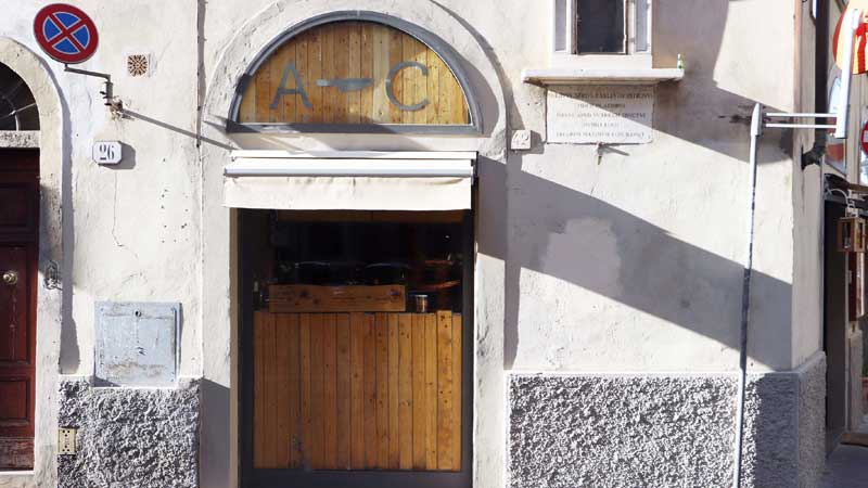 ou manger à Florence crudo