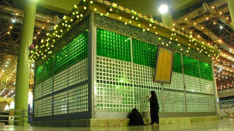 Premiere fois a Teheran mausolee