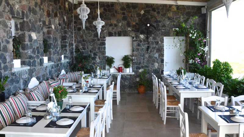 restaurants de santorin aroma