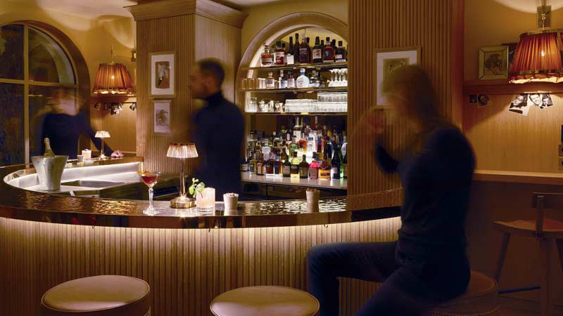 hôtel le plus confidentiel de Paris bar