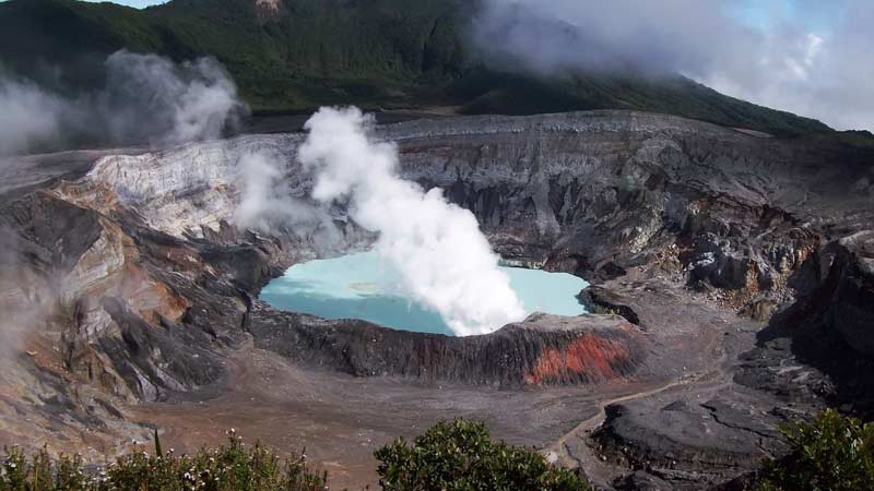 incontournables au costa rica volcan