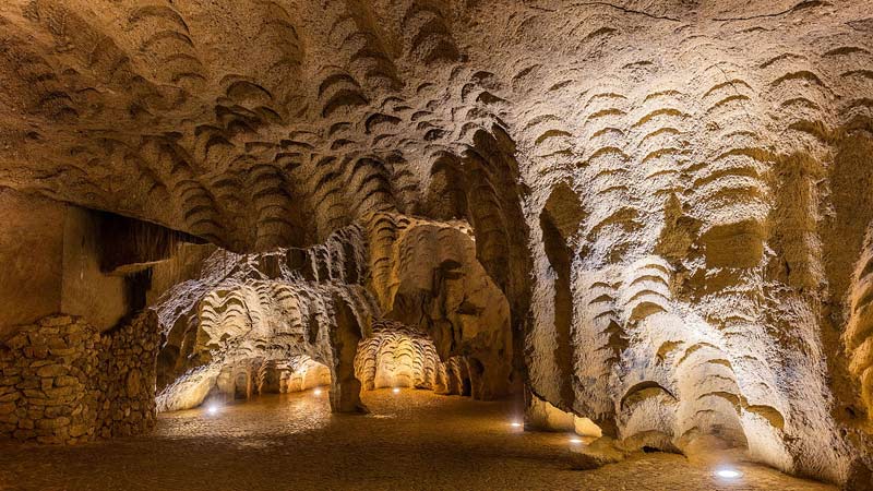 découvrir le lesotho grottes