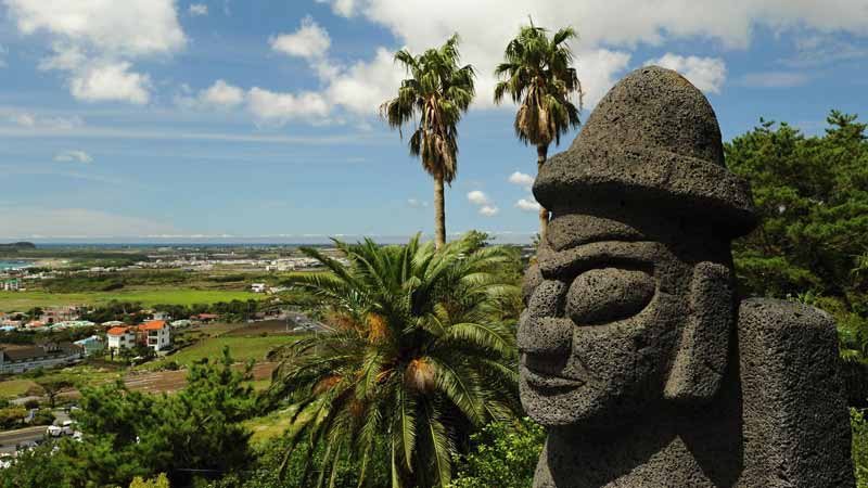 découvrir l'île de jeju statues1