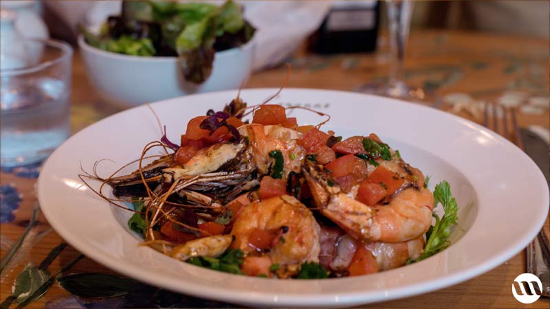 restaurant à Paris aux saveurs provençales gambas