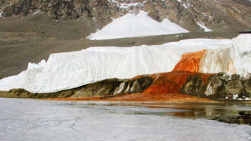 cascades-insolites-antarctique