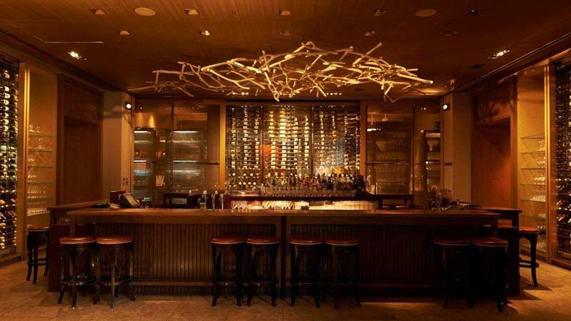 cocktails-a-tokyo-bar-oak