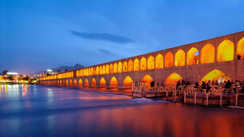 decouvrir ispahan iran pont