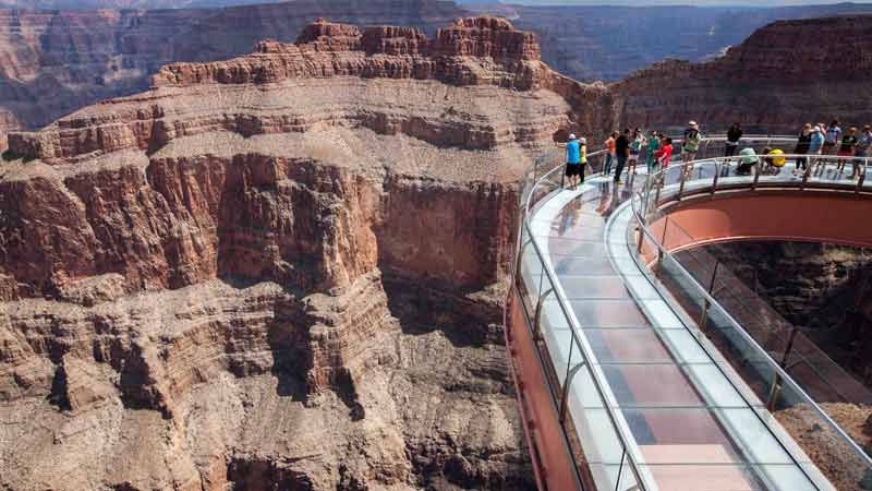 grand-canyon-en-helicoptere-skywalk