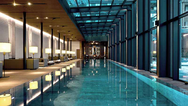 piscines-interieures-d-hotels-dans-le-monde-chedi