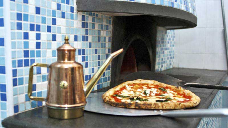 pizzas-a-naples-presidente