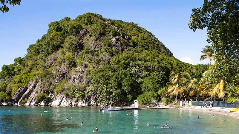 Plage de Guadeloupe : Pain de sucre Les saintes