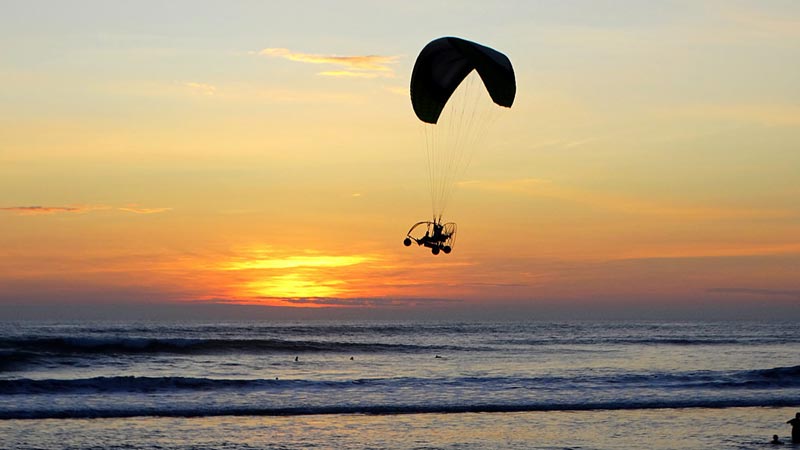 plages de l equateur canoa