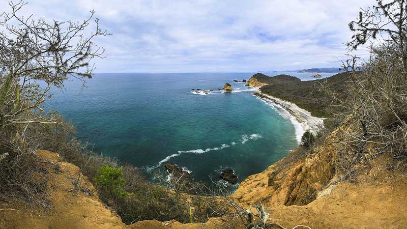 plages de l equateur puerto lopez