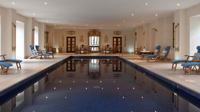 plus-bel-hotel-du-monde-piscine