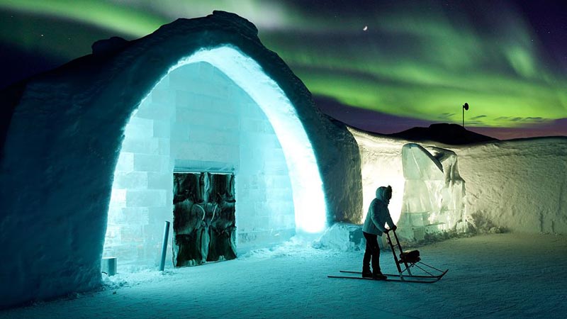 voir-les-aurores-boreales-ice-hotel